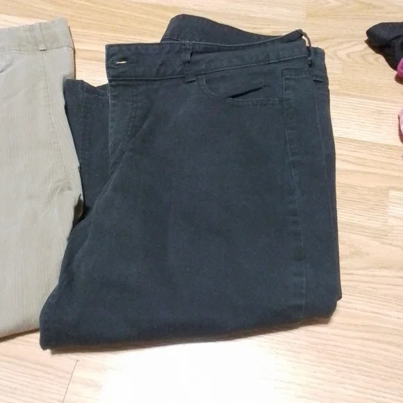 3 pairs ladies pants - Picture 4 of 8